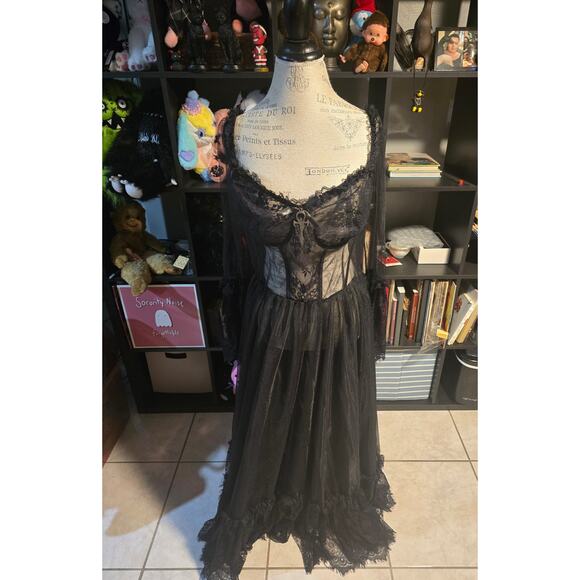 Widow Dance With Death Maxi Dress - Black - Picture 1 of 2